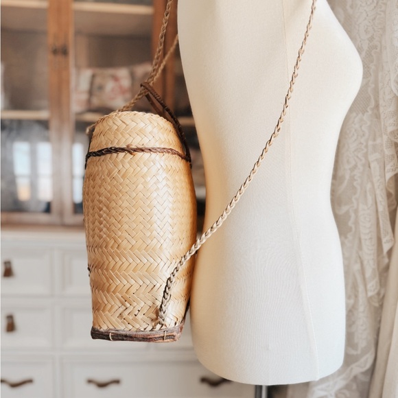 🦢 Vintage Basket Backpack Beach Vacation Tote Southeast Asian Artisan Bag - Picture 6 of 8